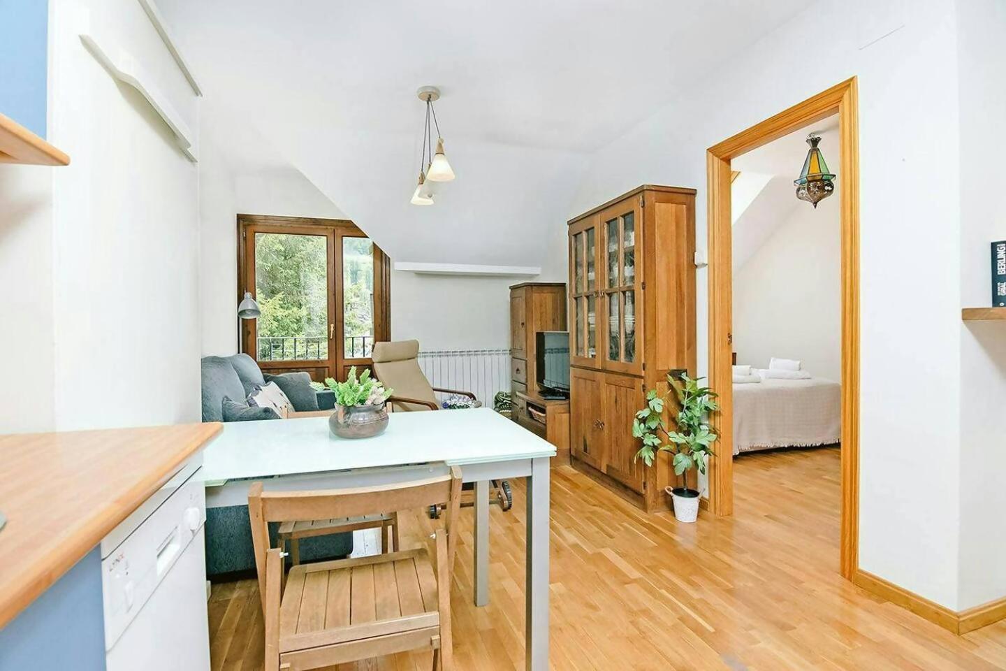 Апартаменти Casa Begona - Wifi Sencillo Y Acogedor Сальєнт-де-Гальєго Екстер'єр фото